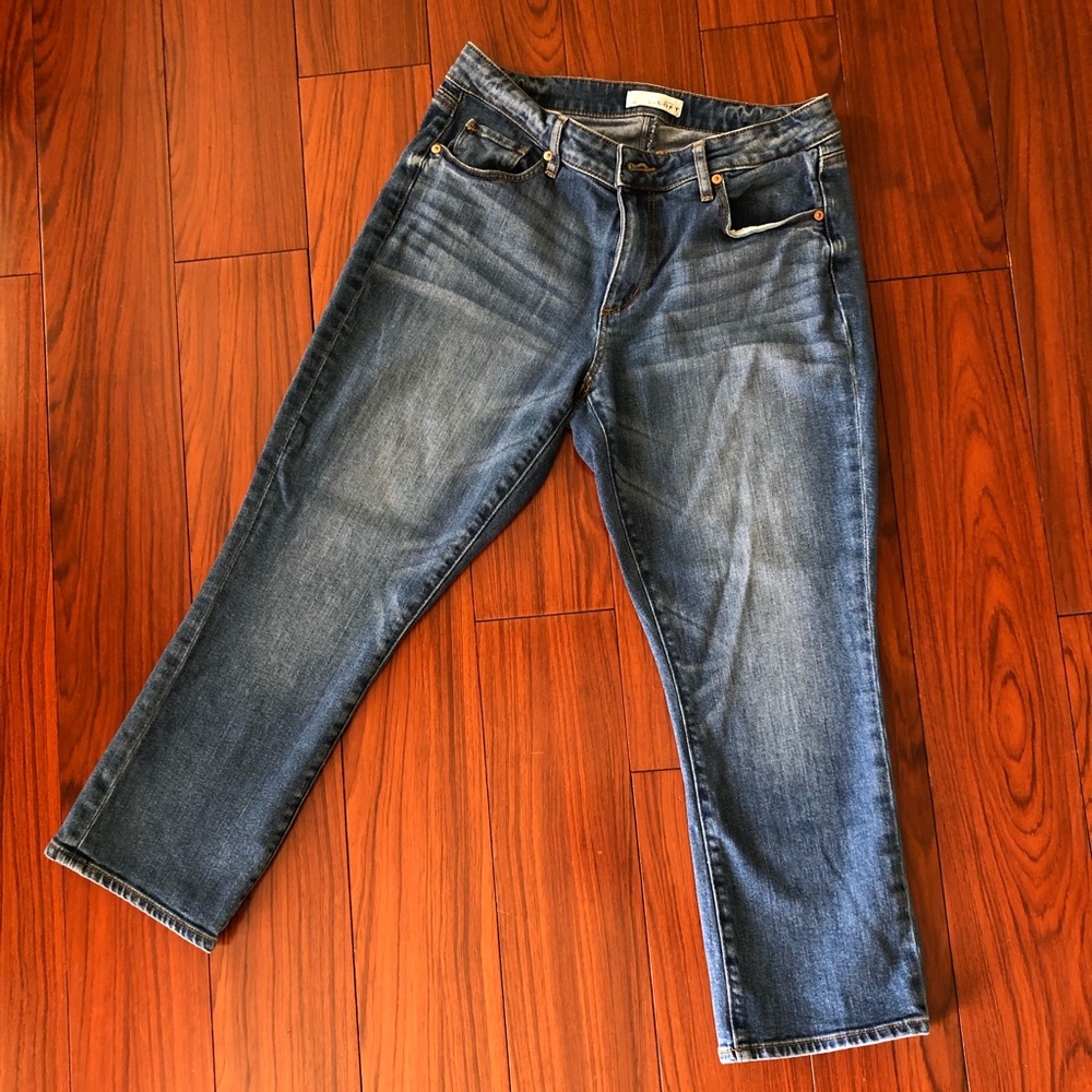 Ann Taylor LOFT “Curvy Kick Crop” Size 28 - 6
